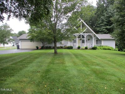 213 Edgefield Rd