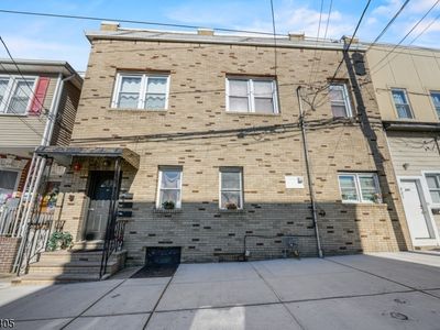 319 Harrison Ave