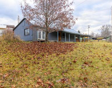 Property at 204 3rd Ave E, Eureka, MT