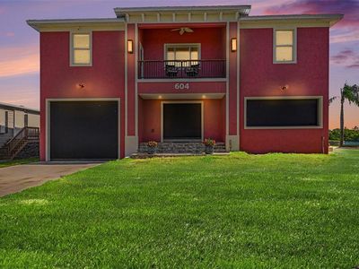 604 Tahiti Ct