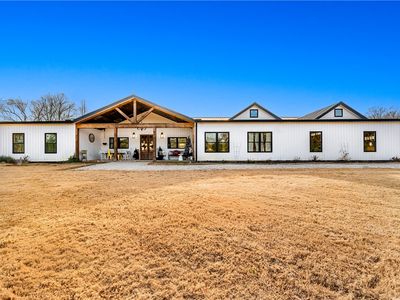 411 Sweetwater Club Dr