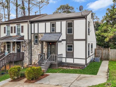 1017 Falling Valley Ct SE