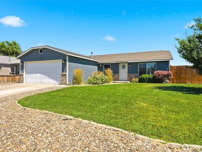 Property at 127 Northstone Parkway, Zillah, WA