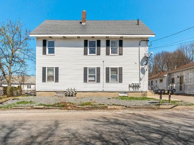 63 W Carpenter St