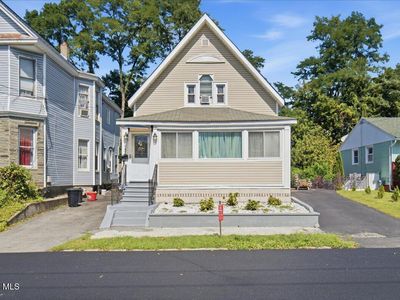 1101 Van Velsen Street