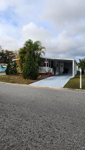 985 Siesta Dr