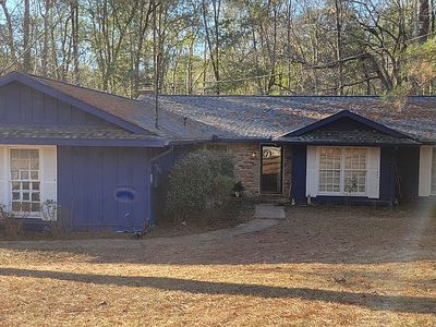 5700 Northwood Lake Dr E