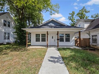 605 N Main St
