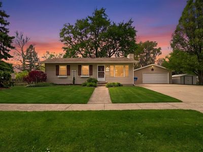 Property at 1610 Sunrise Dr, Dekalb, IL