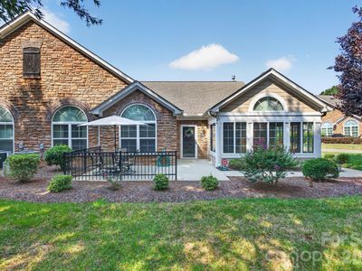 128 Lone Oak Cir