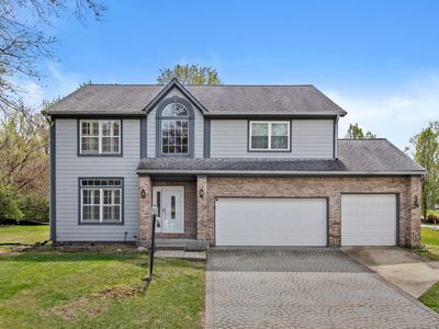 8754 Nora Woods Dr