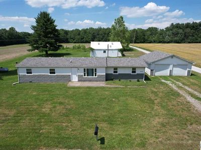 1112 E Colglazier Dr