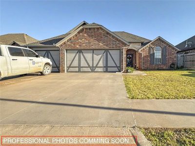 2700 Falling Leaves Dr