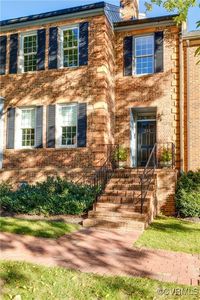 523 Saint Albans Way #4