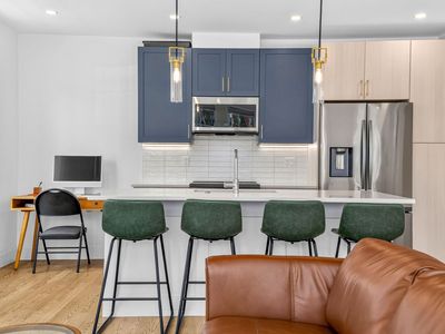 808 Morton St #1