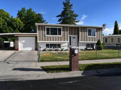 Property at 1325 W Sunburst Dr S, West Jordan, UT