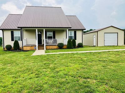 593 Hollis Thomas Rd