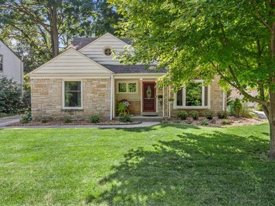 4925 West Jackson Park DRIVE