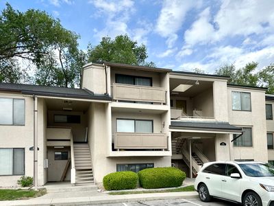 925 E Creek Hill Ln #30