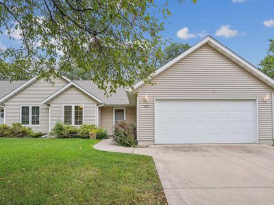 1107 Bobbi Ln