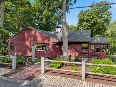 41 Brook St