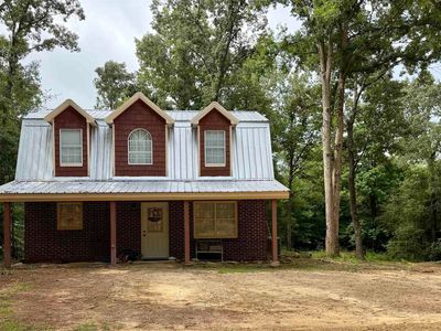 141 Woodcreek Ln