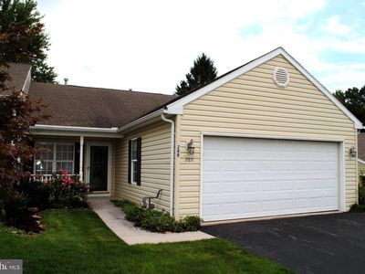 Property at 289 Winners Circle Dr, Red Lion, PA