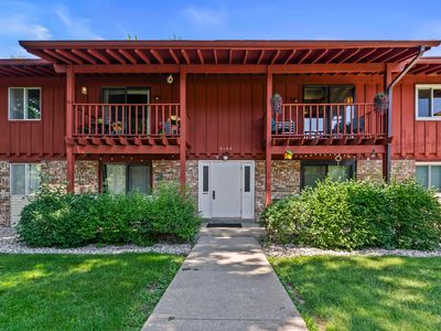 3182 Justin Ct