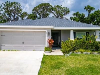 221 Saint Thomas Dr