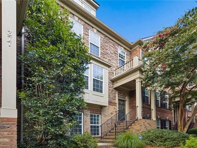 379 Ardmore Ct NW