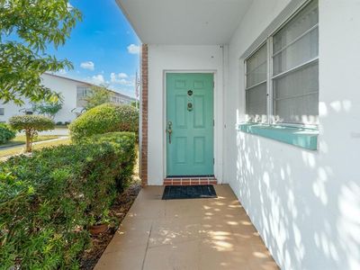 5825 18th St N APT 1