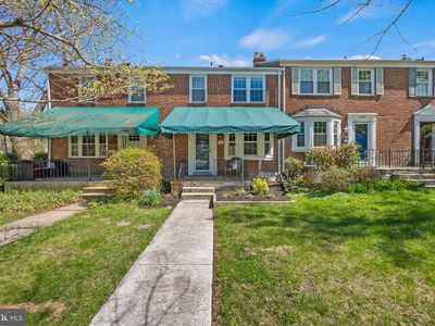 7049 Heathfield Rd