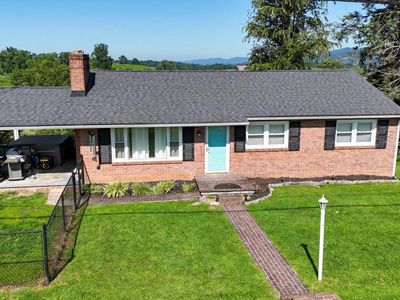 250 North Dr