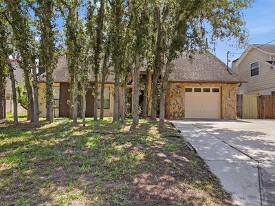 10207 N Hyaleah Rd
