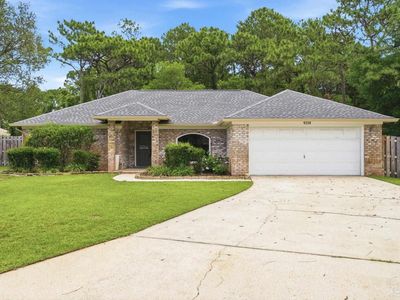 9318 Lucian Ct