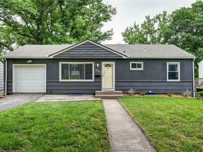 8357 Locust St
