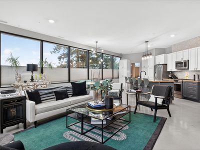 5601 Smetana Dr Unit 213