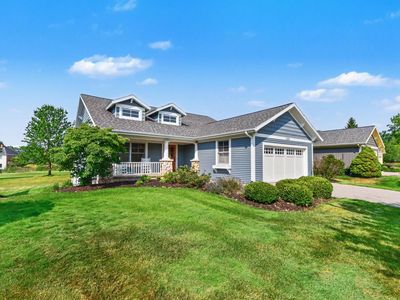 5526 Alhambra Dr SE