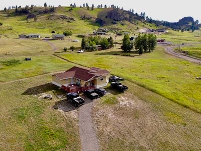 2 Meadowlark Sq