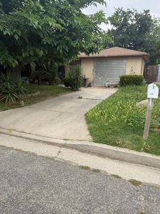 Property at 220 Park St, Madera, CA