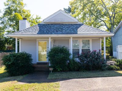 305 Heritage Ct