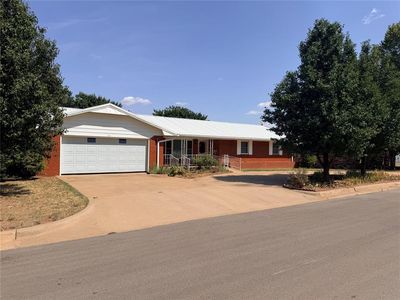 406 N Armor Ave