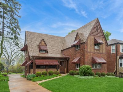 1422 Franklin Ave