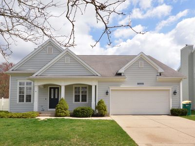 7089 Bolingbrook Dr