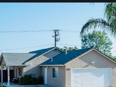 23587 Vista Way