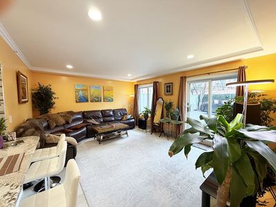 3165 Emmons Ave APT 1K