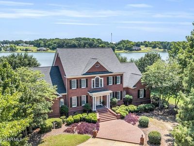1248 W Lakeshore Dr