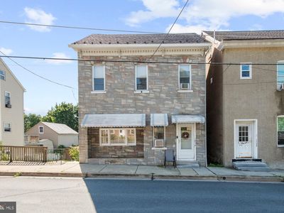 1834 N Main St