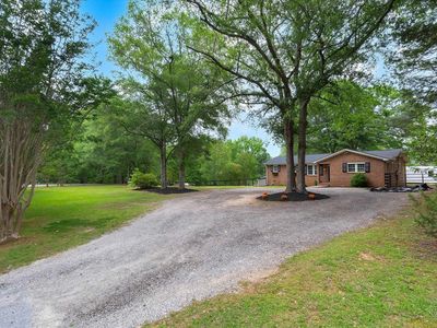110 Lyons Ct