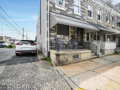 942 Pike St